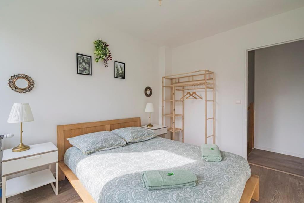 Apartamento Logis Du Lys Boult-sur-Suippe Exterior foto