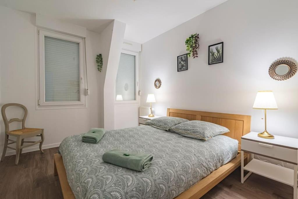 Apartamento Logis Du Lys Boult-sur-Suippe Exterior foto