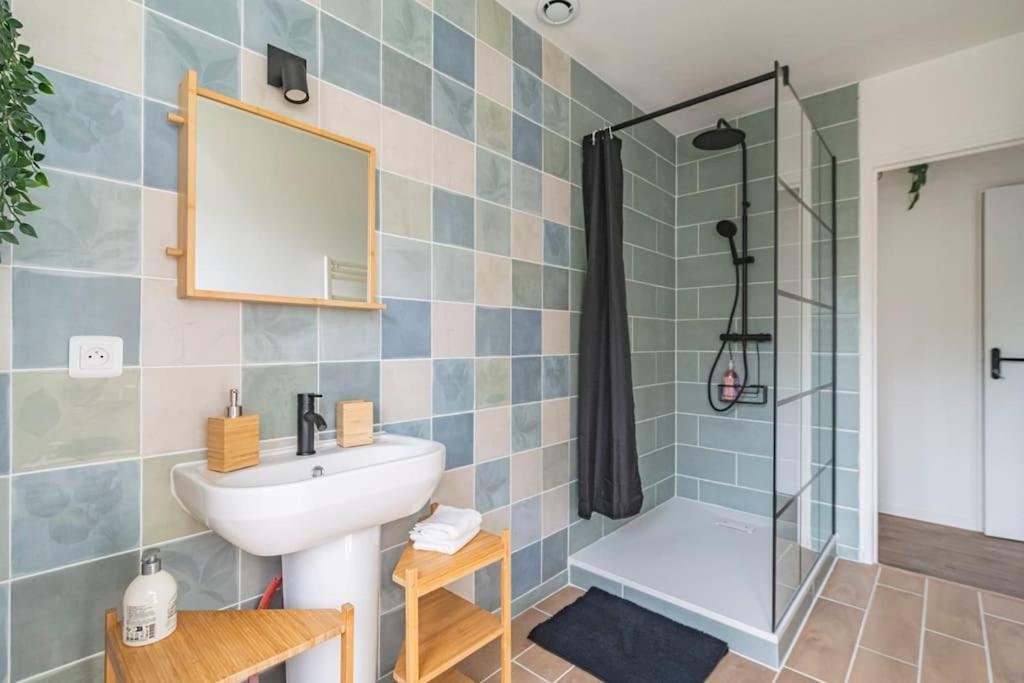 Apartamento Logis Du Lys Boult-sur-Suippe Exterior foto